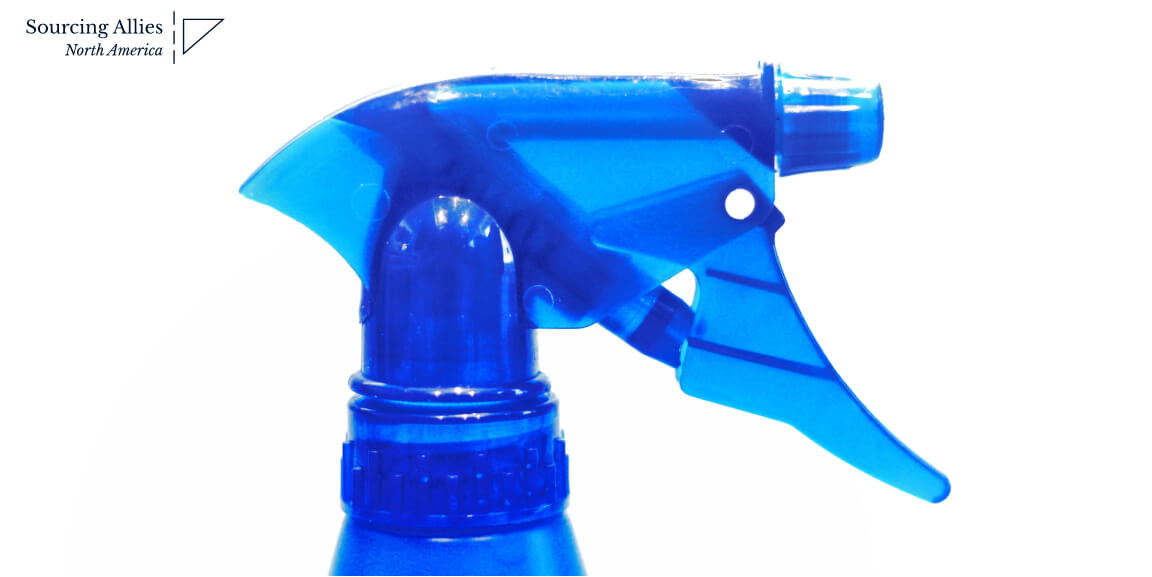 Plastic injection molding process - Spray bottle
